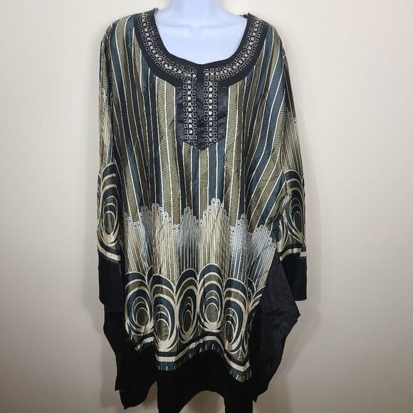Step in Style One Size Plus Swimsuit Coverup Tunic - Picture 1 of 8